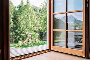 garden with view at the Traunstein